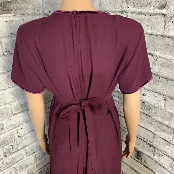 Vintage Midi Dress 10P Burgundy Velvet Trim Buttons Short Sleeve Tie Back Modest - Picture 7 of 16
